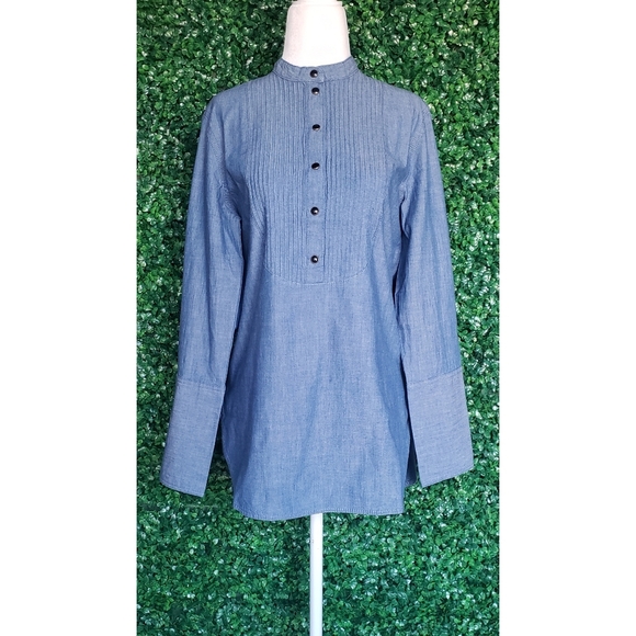 32. J.Crew Classic-fit chambray tuxedo popover shirt - Picture 4 of 8